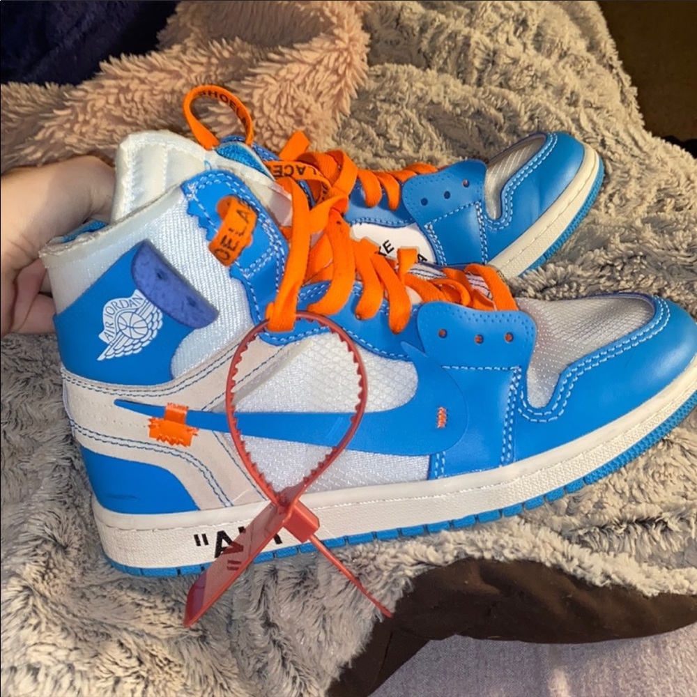 Off white 1s